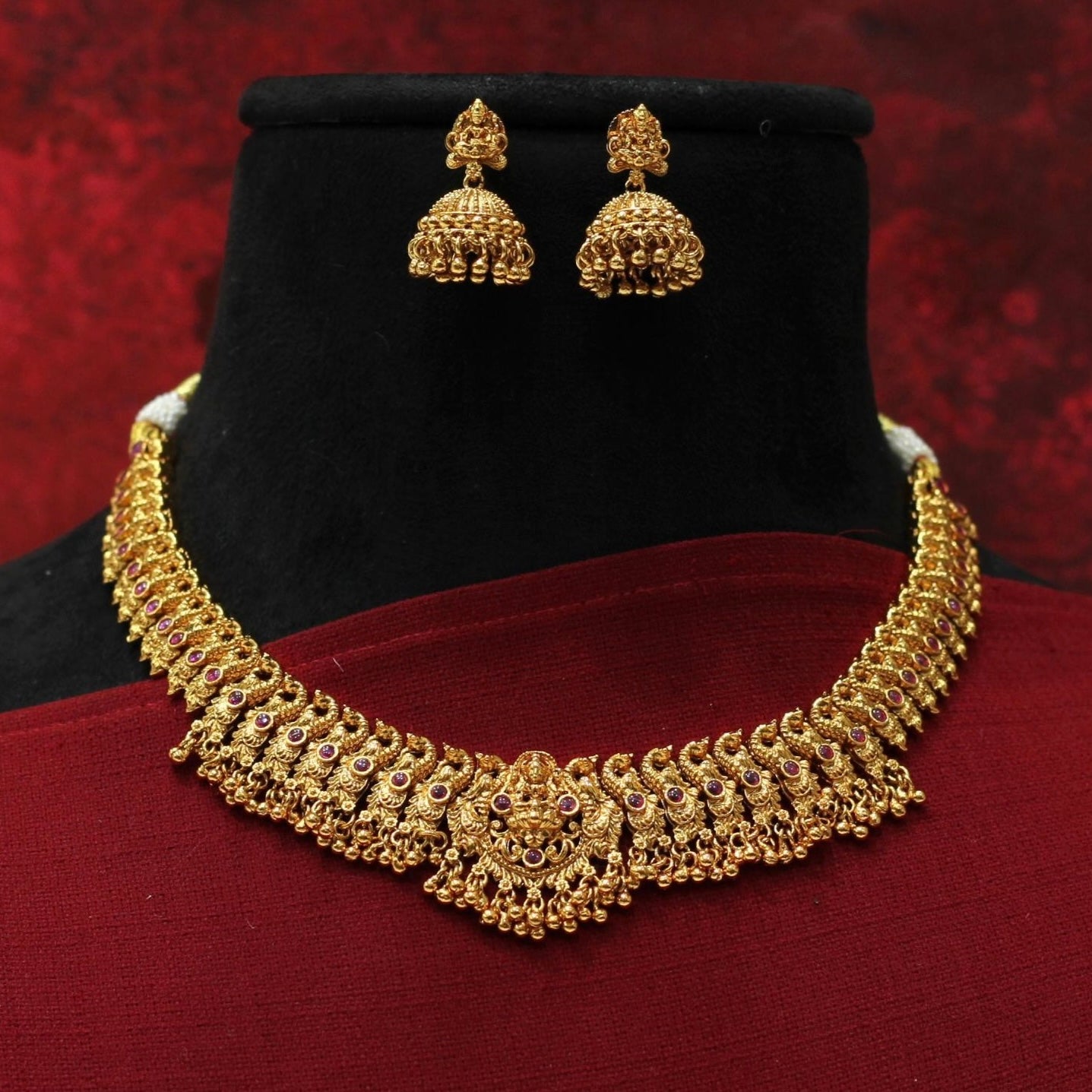 Matt Temple Necklace Set