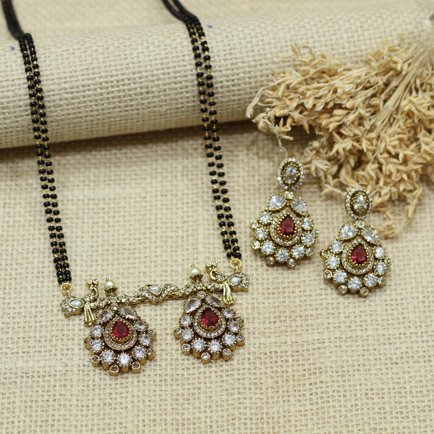 VICTORIAN AD WATI MANGALSUTRA