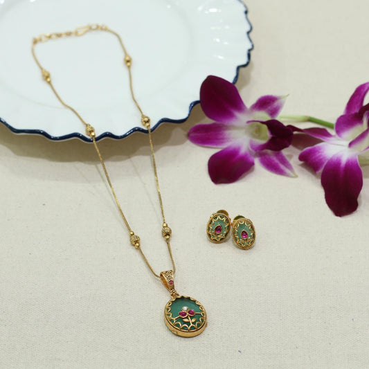RAJWADI MATT PENDENT SET