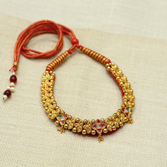 THUSHI NECKLACE