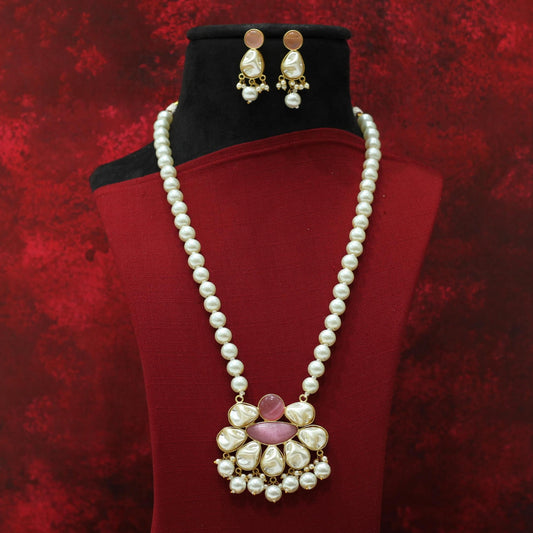 MOTI NECKLACE