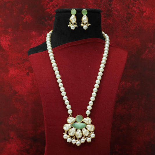 MOTI NECKLACE