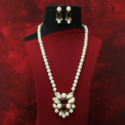 MOTI NECKLACE