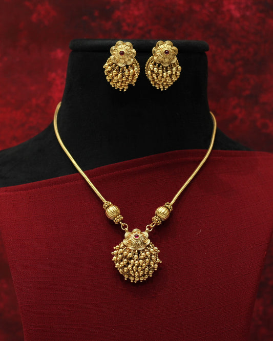 MATT NECKLACE