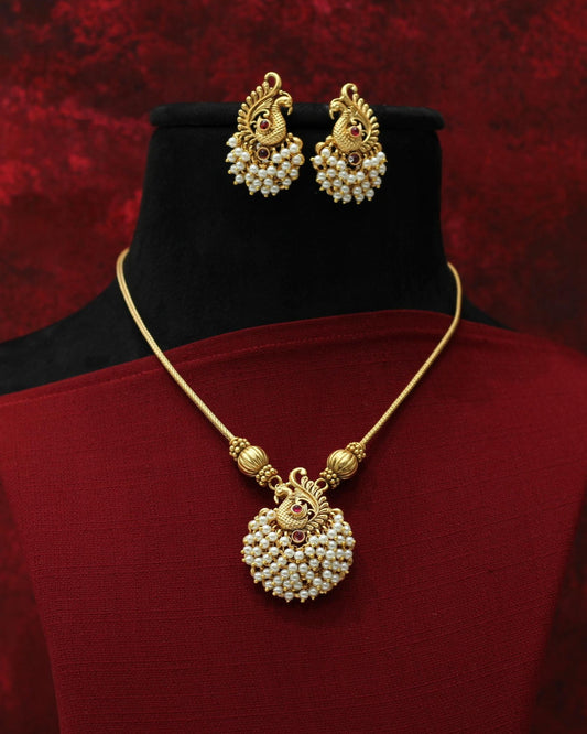 MATT NECKLACE