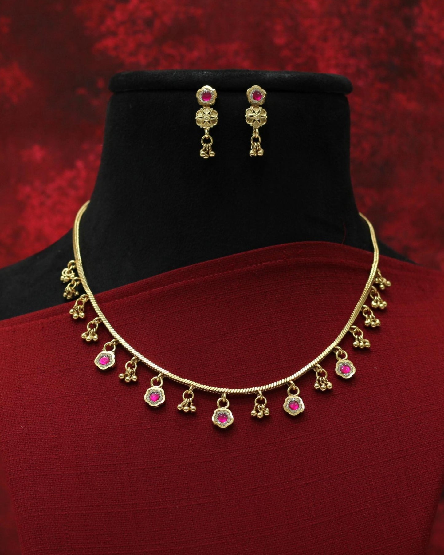 Antique Necklace Set
