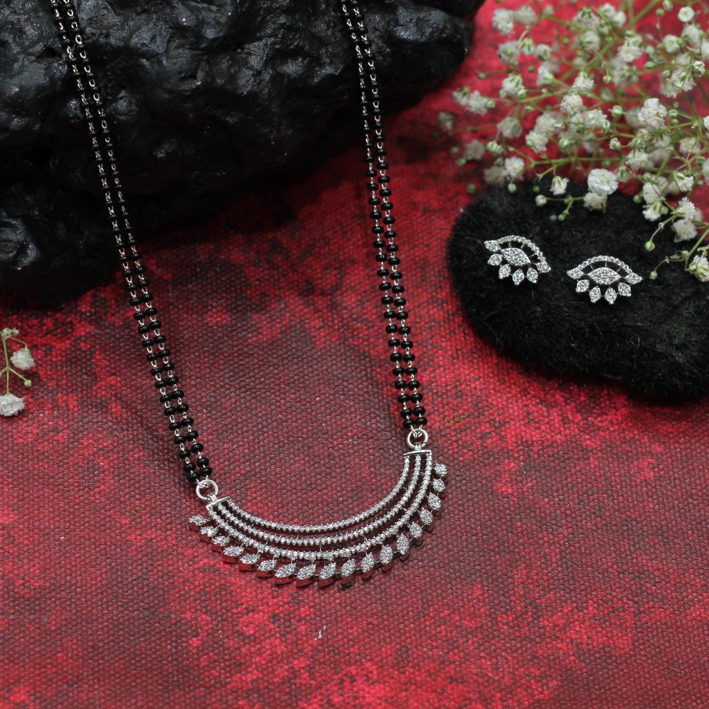 AD MANGALSUTRA SET