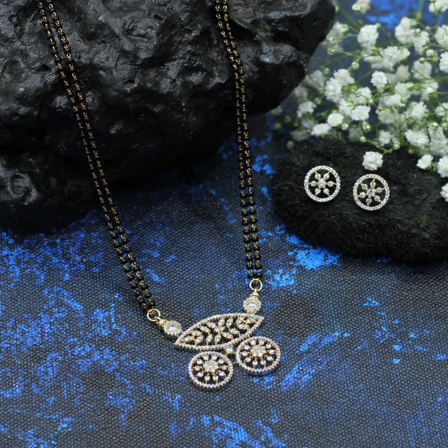 AD MANGALSUTRA SET