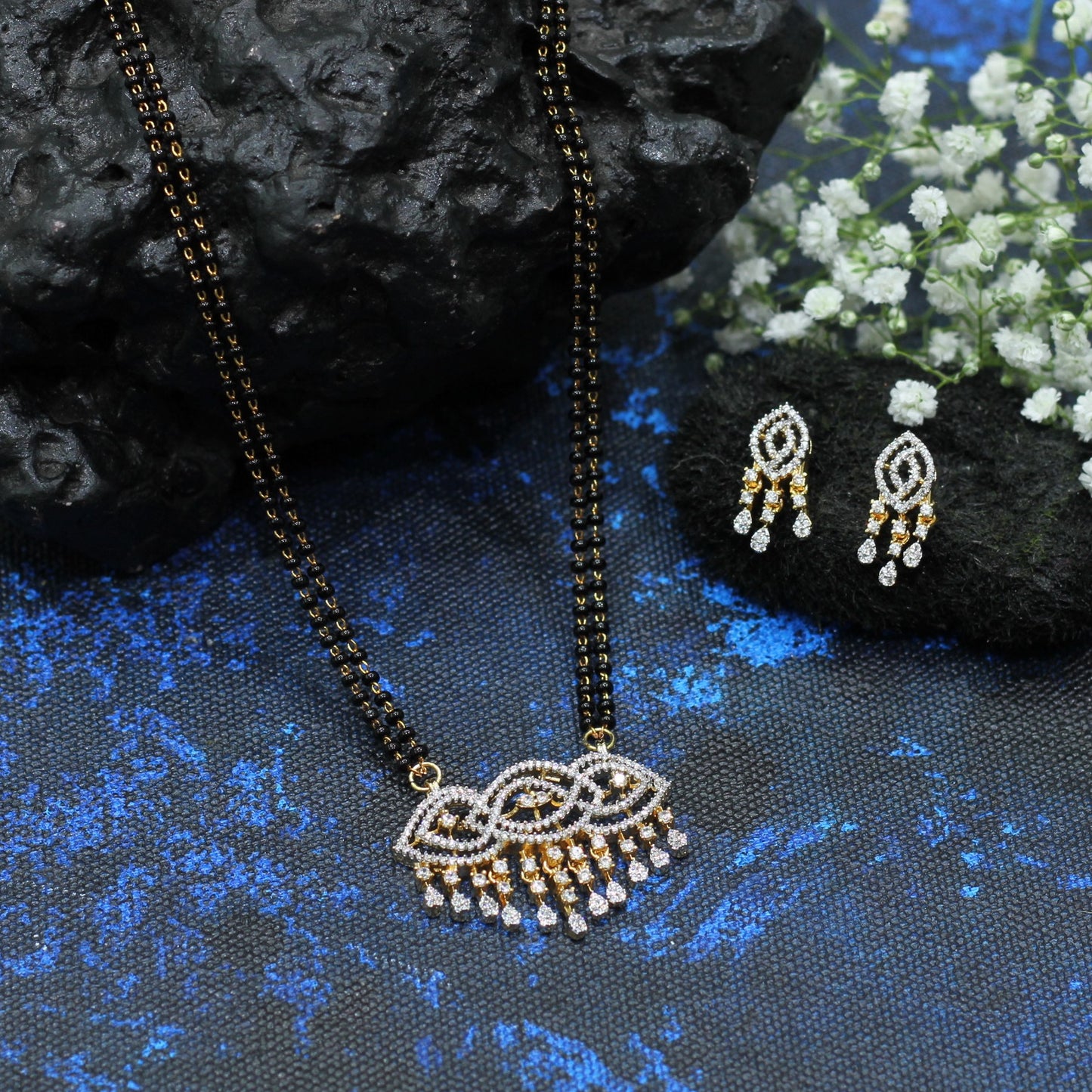 AD MANGALSUTRA SET