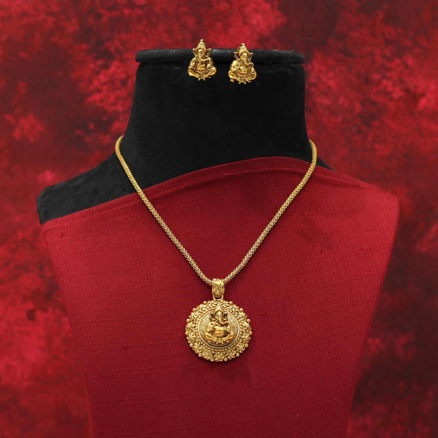 MATT CHAIN PENDENT NECKLACE SET