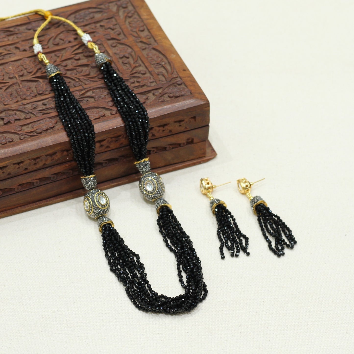 CRYSTAL NECKLACE SET