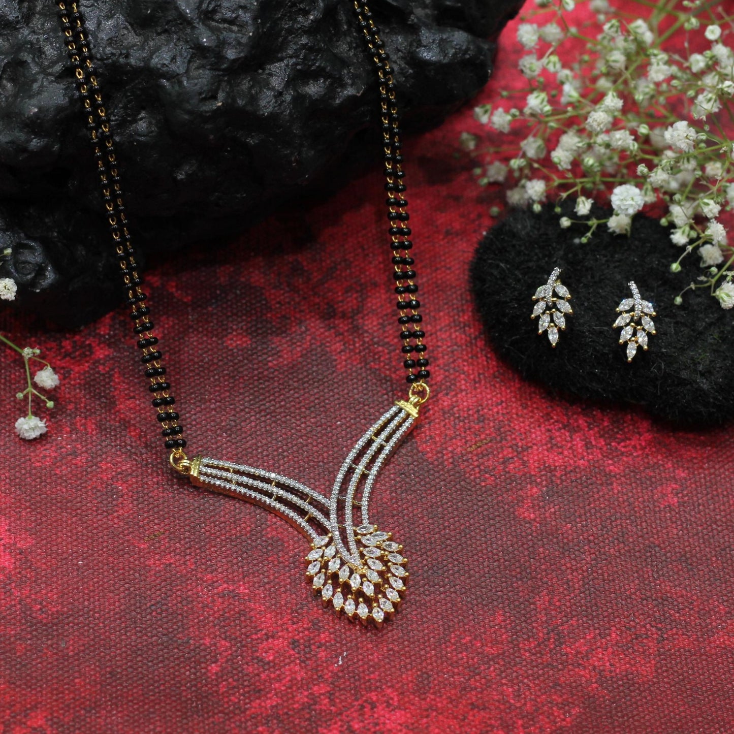 AD MANGALSUTRA SET