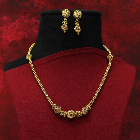 BORMALA NECKLACE SET