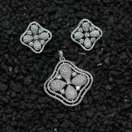 AD PENDENT SET