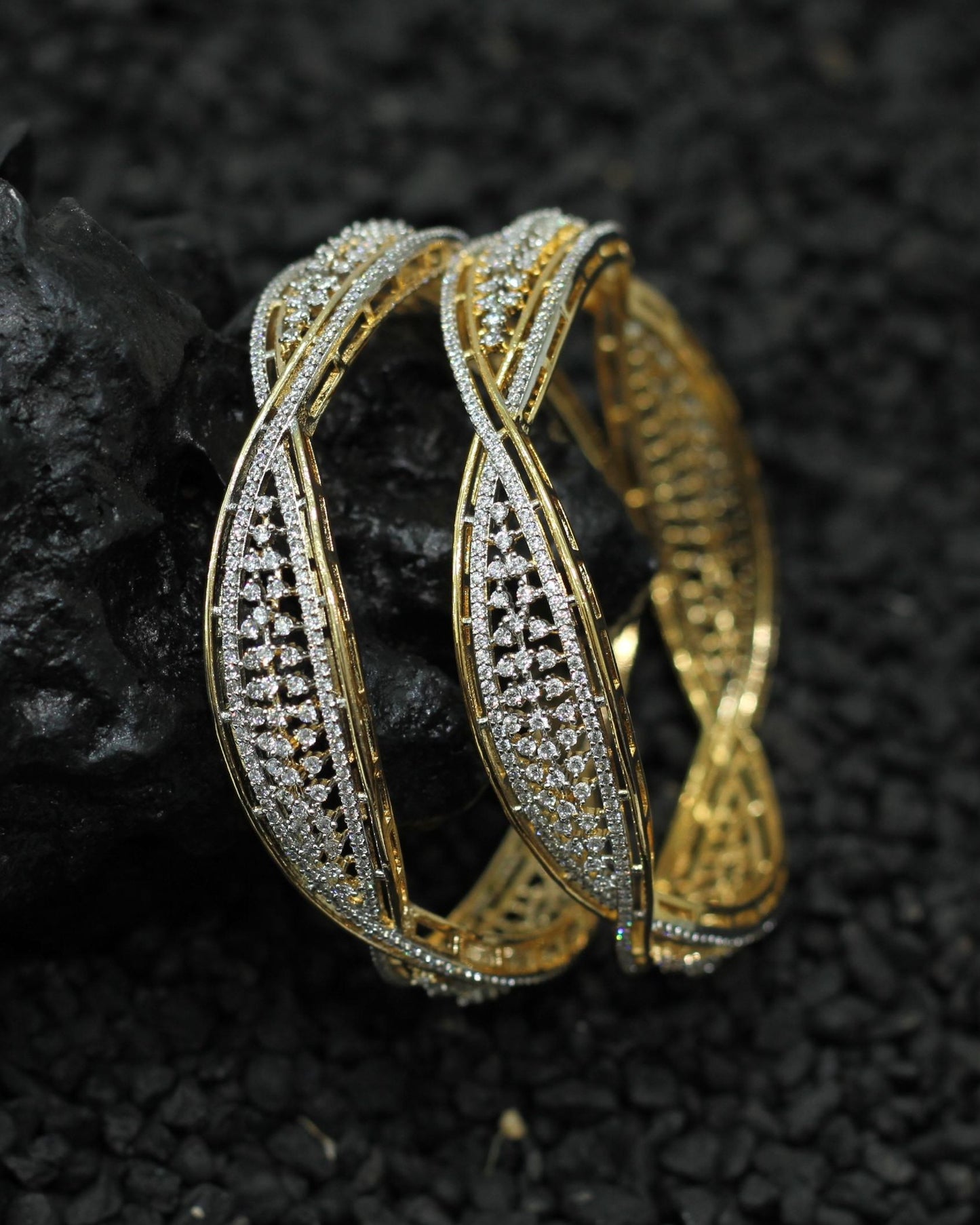 AD BANGLE