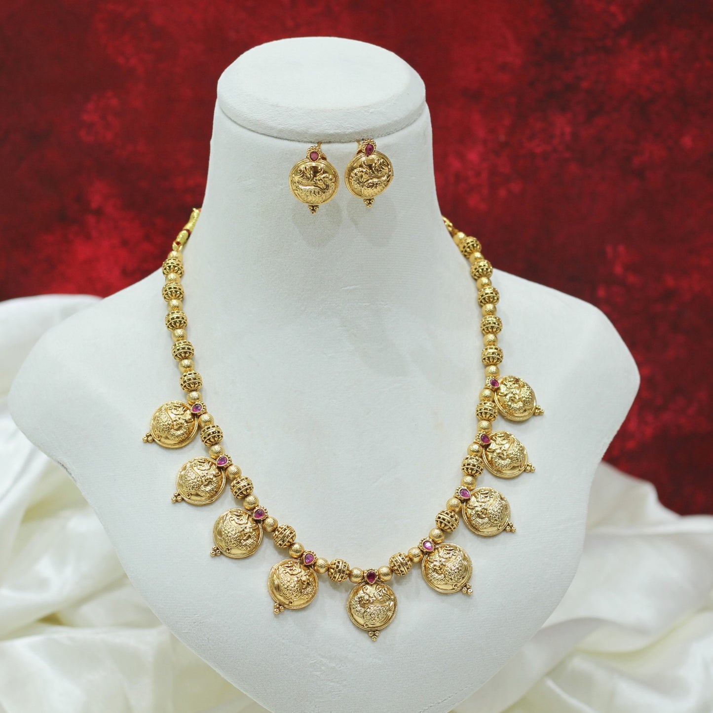 NECKLACE SET