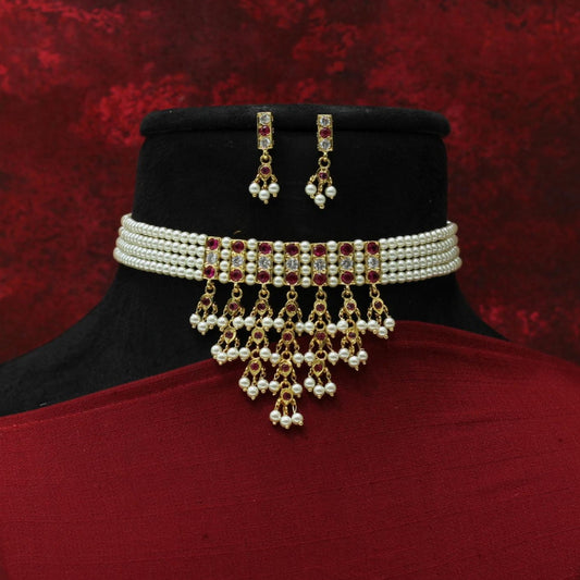MOTI CHINCHPETI NECKLACE
