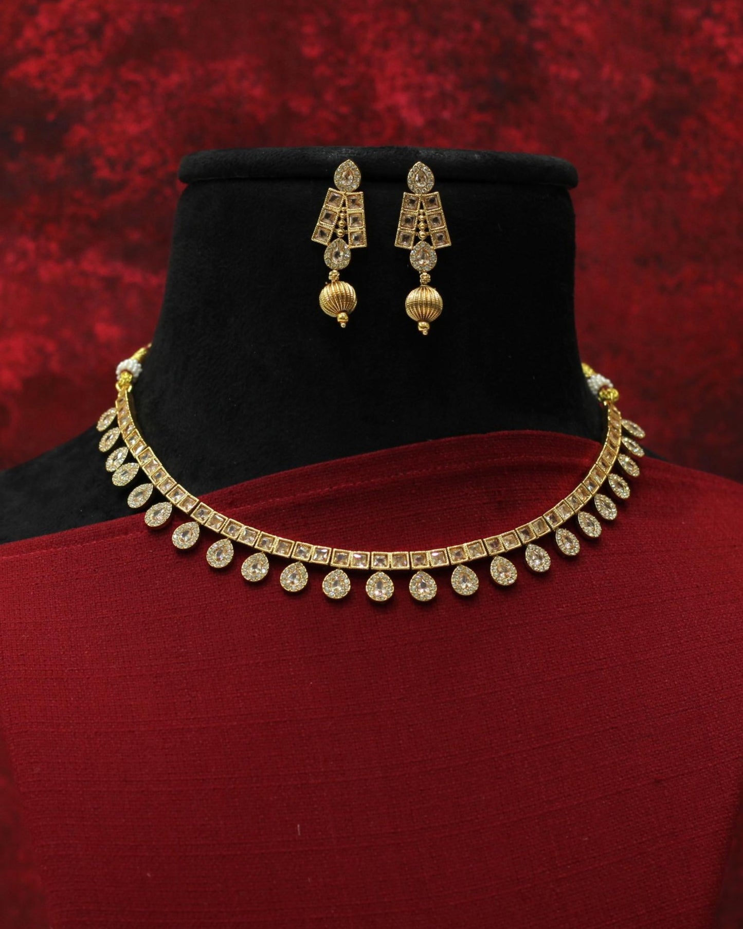 LCD NECKLACE