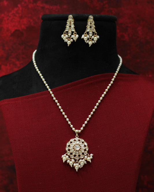 KUNDAN PENDENT SET