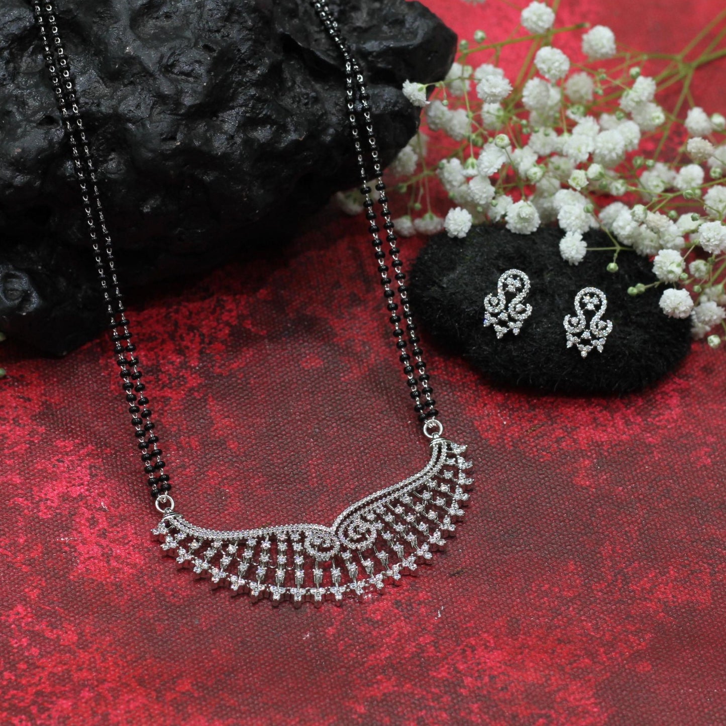 AD MANGALSUTRA SET
