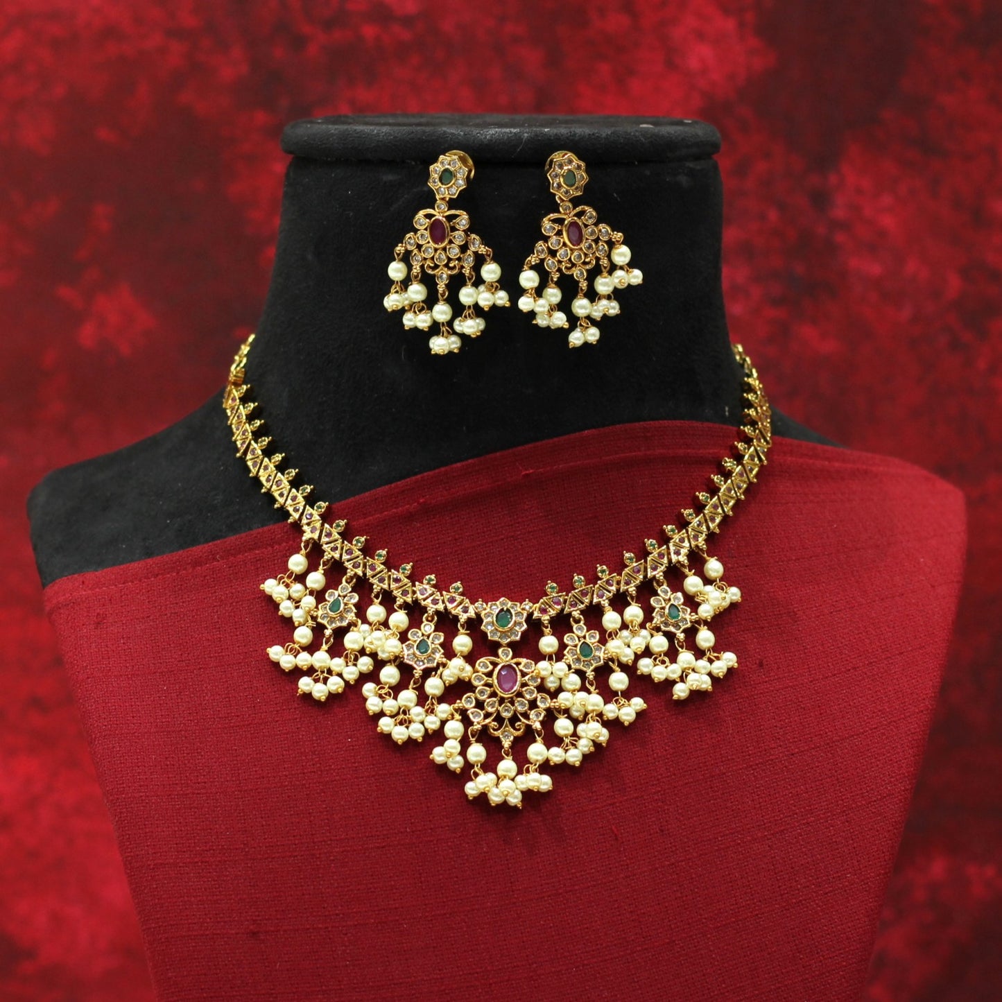 NECKLACE SET