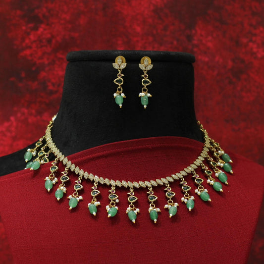 VICTORIAN ANTIQUE AD NECKLACE SET