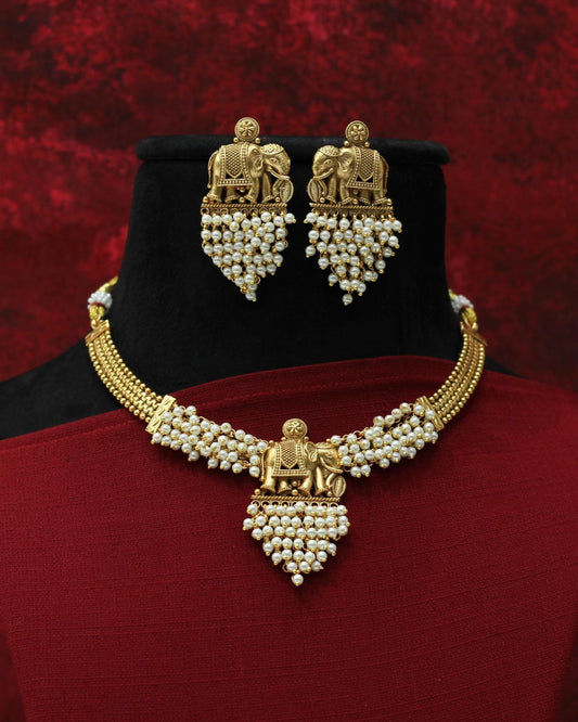 MATT NECKLACE