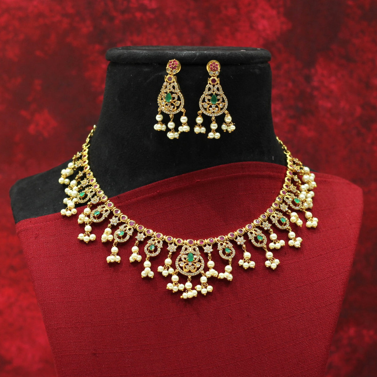 NECKLACE SET