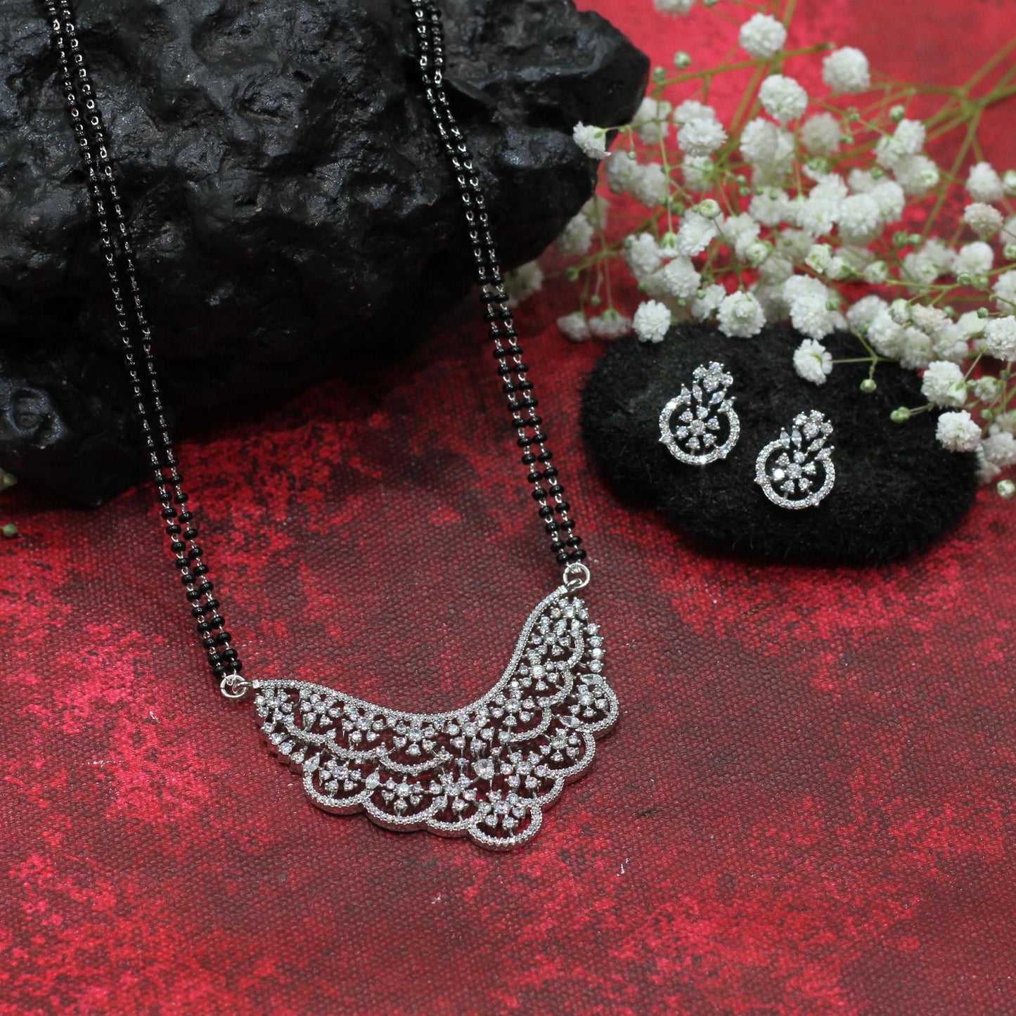 AD MANGALSUTRA SET