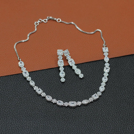 AD NECKLACE SET