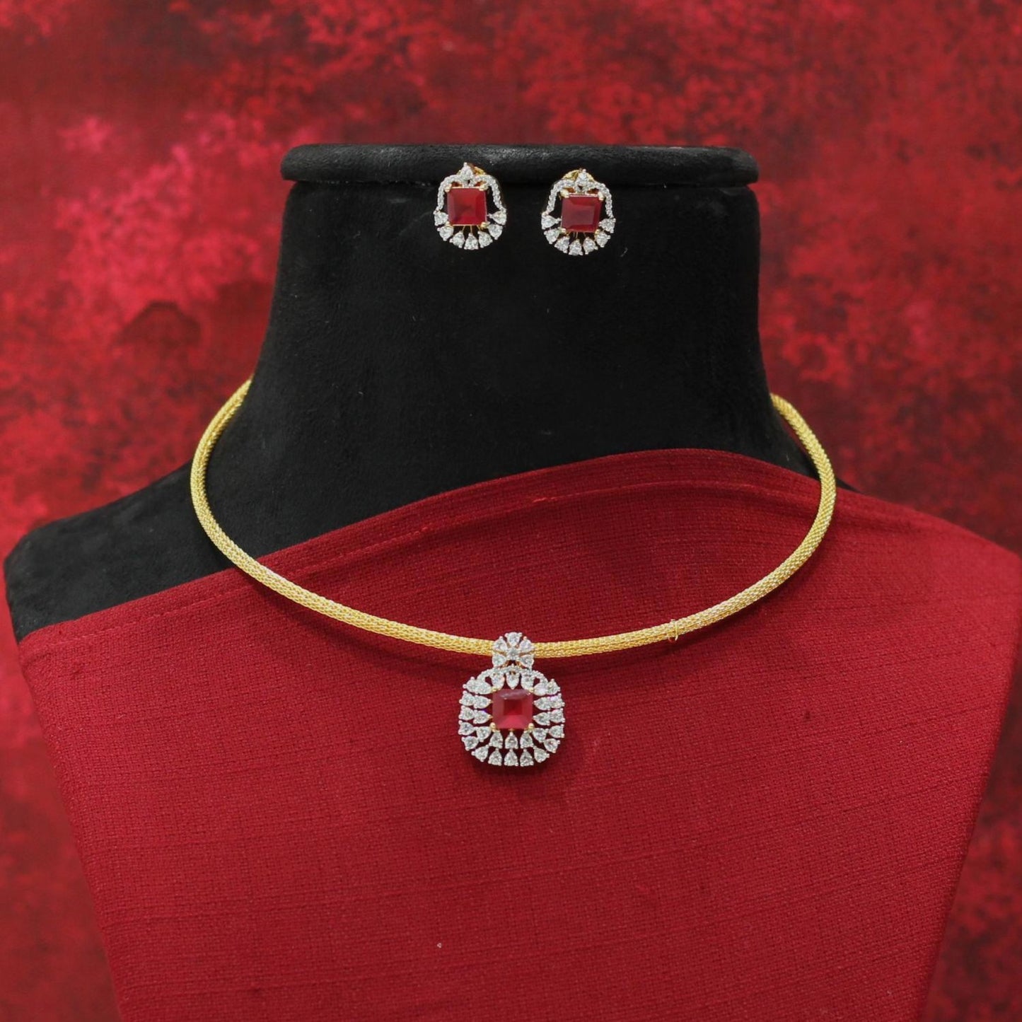 AD NECKLACE SET