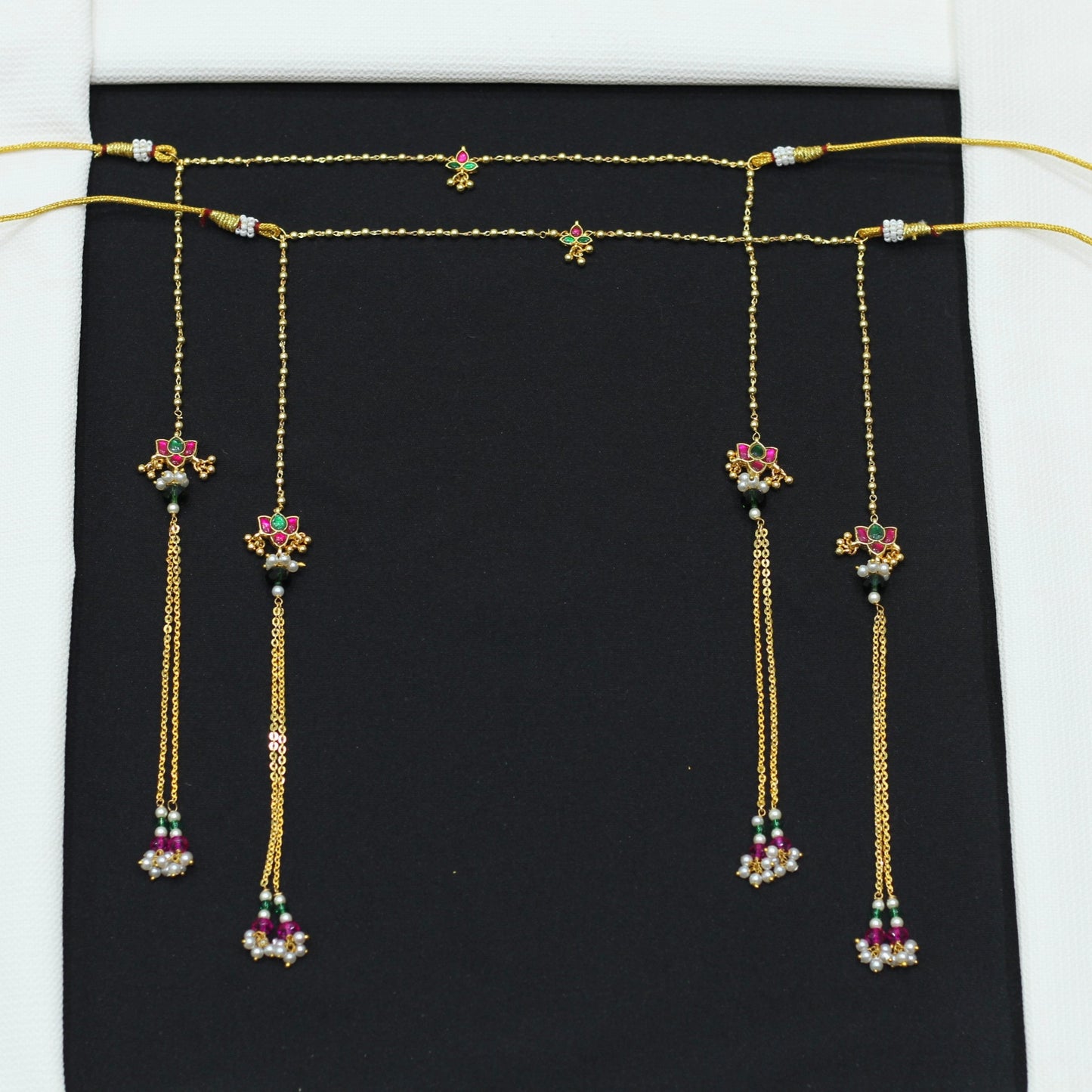 MUNDAVALI PAIR