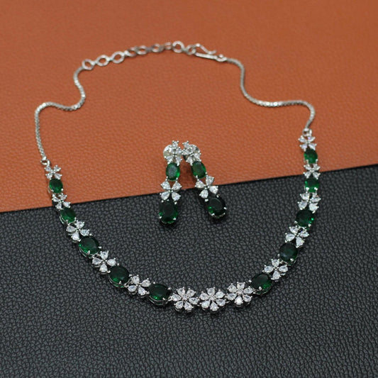 AD NECKLACE SET
