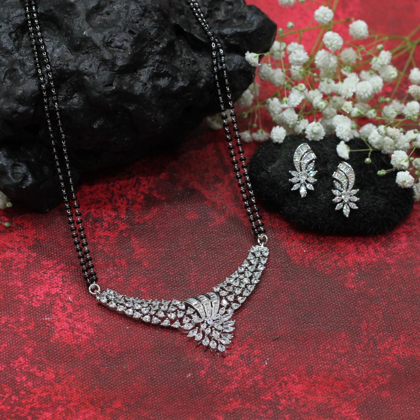AD MANGALSUTRA SET