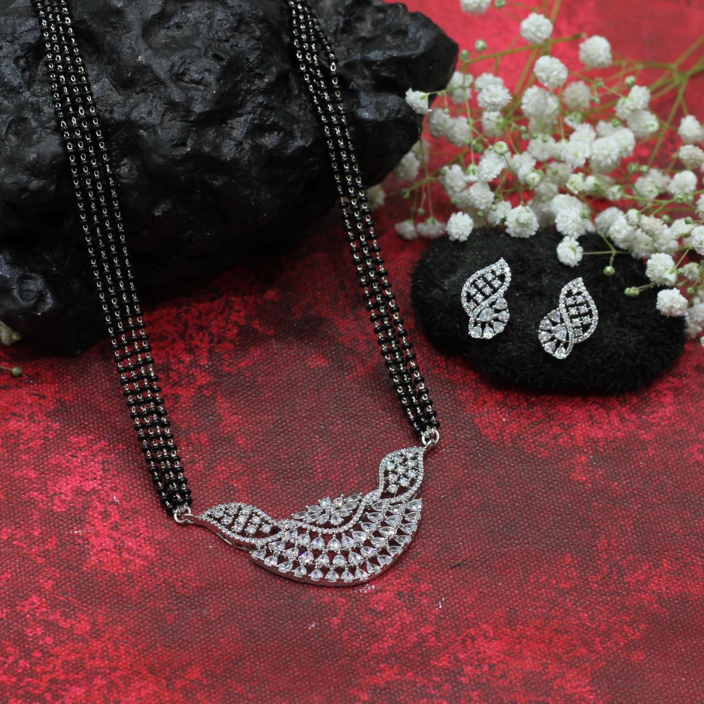 AD MANGALSUTRA SET