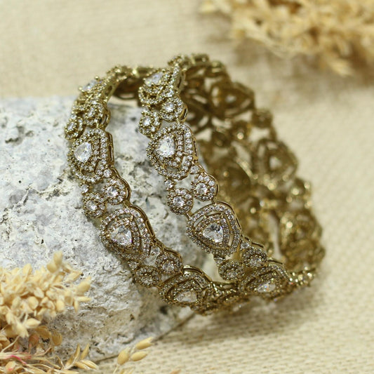VICTORIAN ANTIQUE AD BANGLE