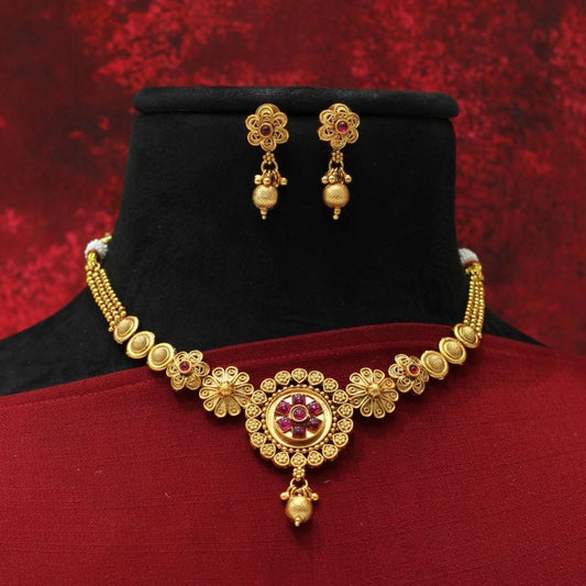 Matt Necklace Set