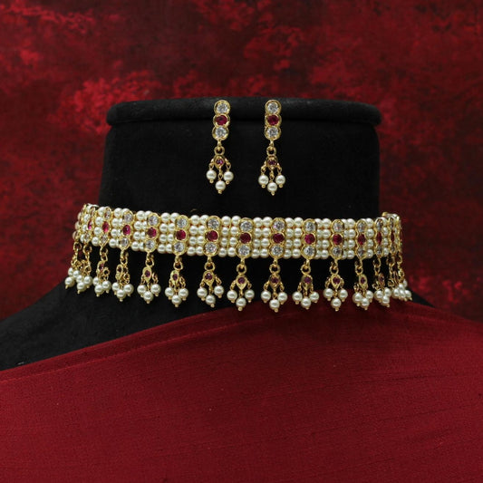 MOTI CHINCHPETI NECKLACE