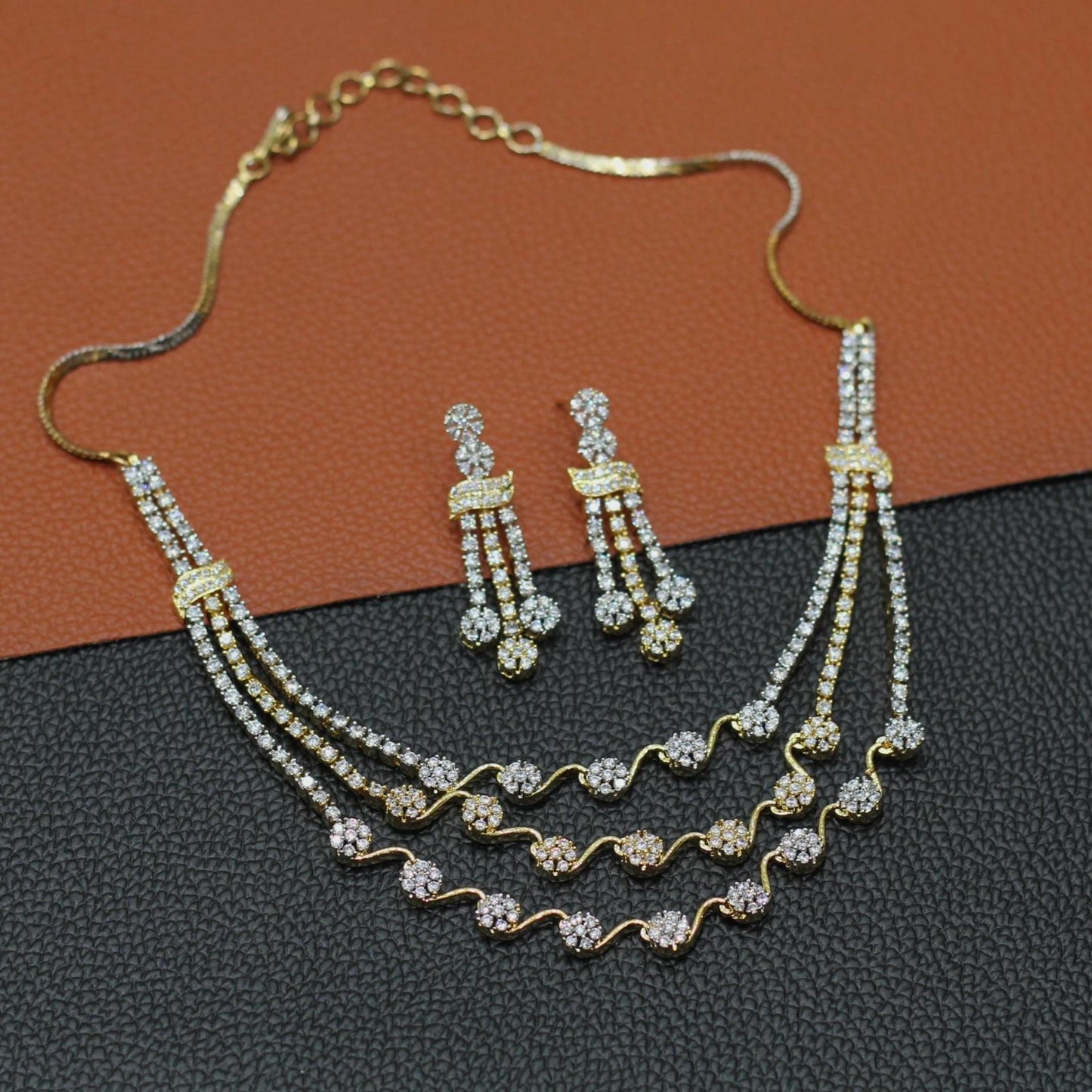 AD NECKLACE SET
