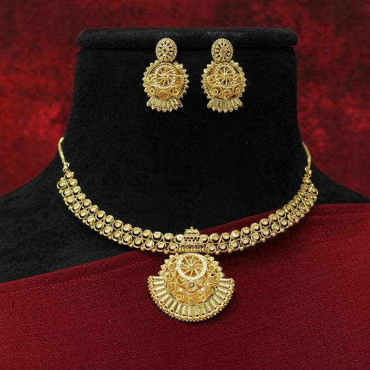 FORMING NECKLACE