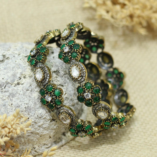 VICTORIAN ANTIQUE AD KUNDAN BANGLE