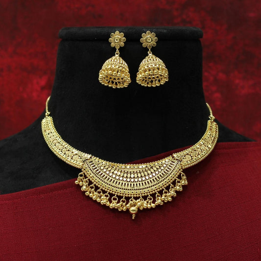 FORMING NECKLACE
