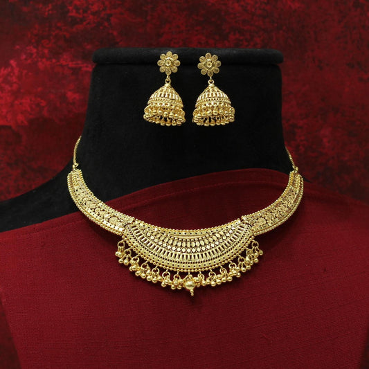 FORMING SHORT NECKLACE