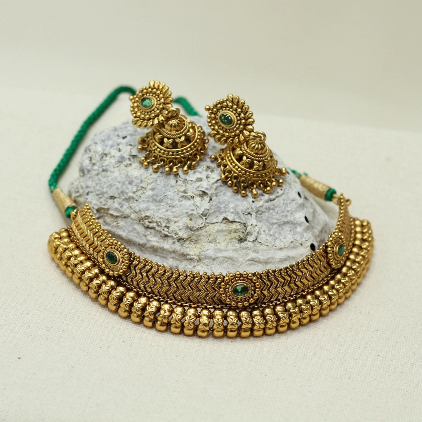 CHOKAR NECKLACE