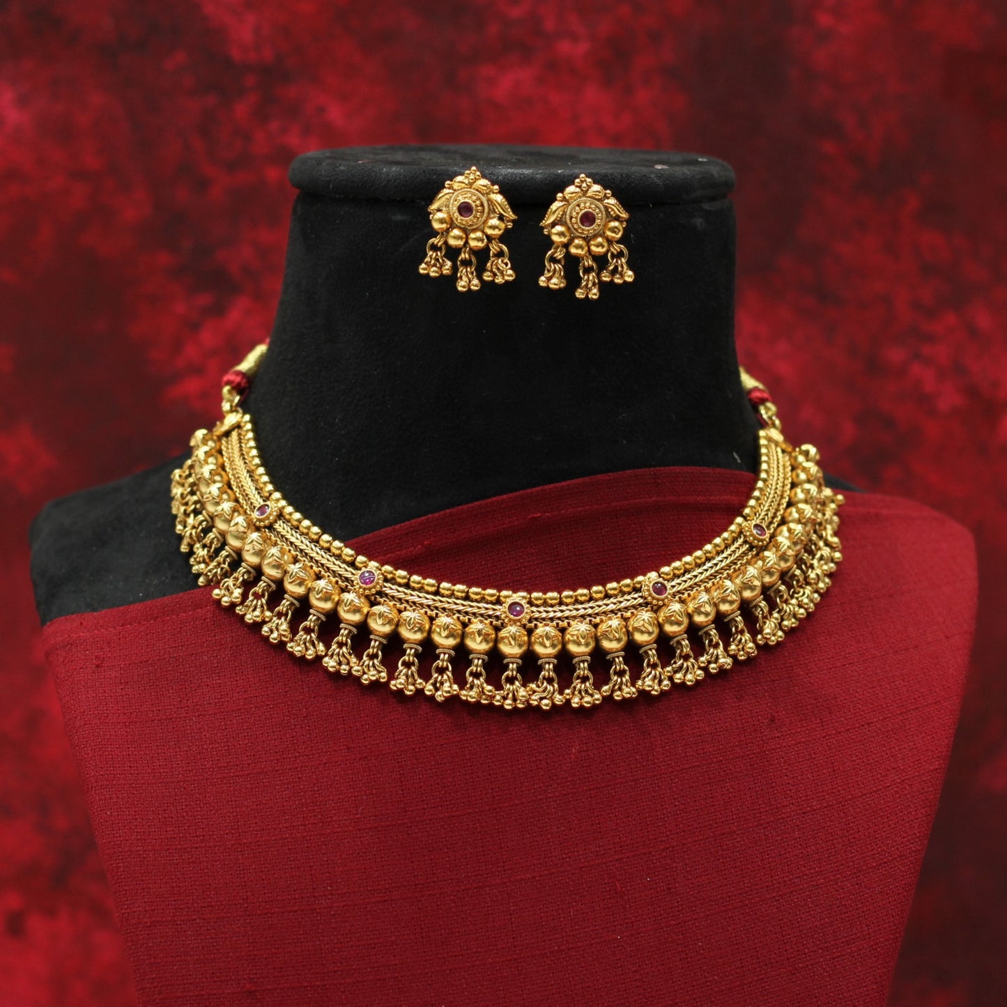 MATT NECKLACE SET