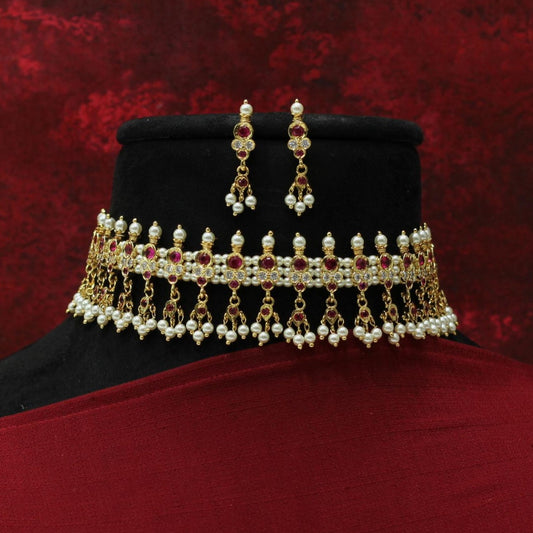 MOTI CHINCHPETI NECKLACE