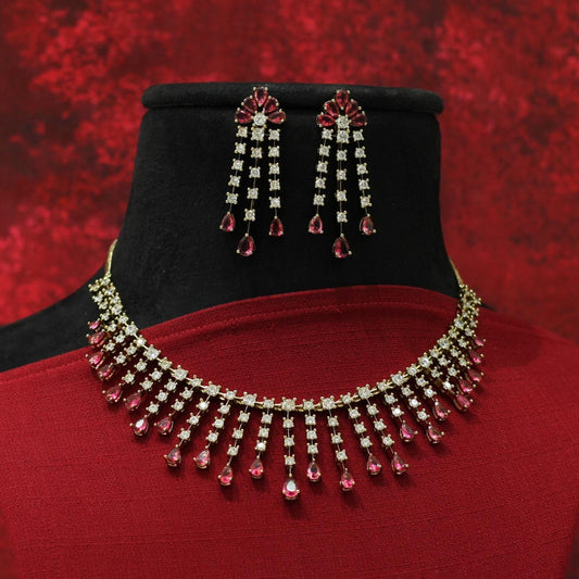 VICTORIAN ANTIQUE AD NECKLACE SET