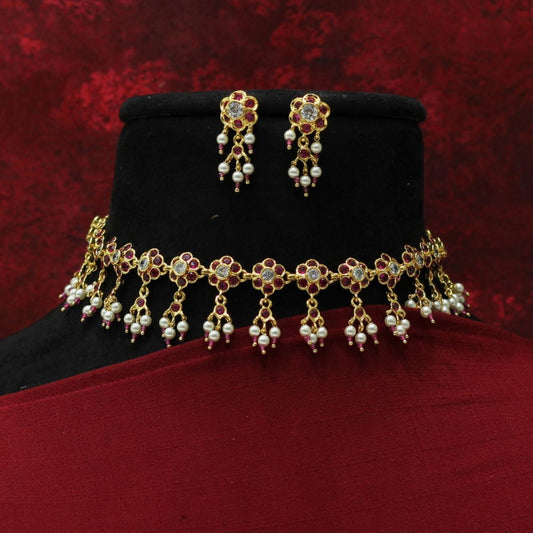 MOTI CHINCHPETI NECKLACE