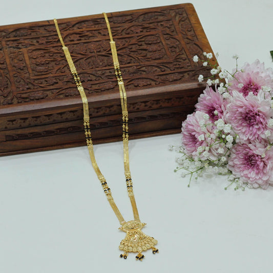FORMING MANGALSUTRA