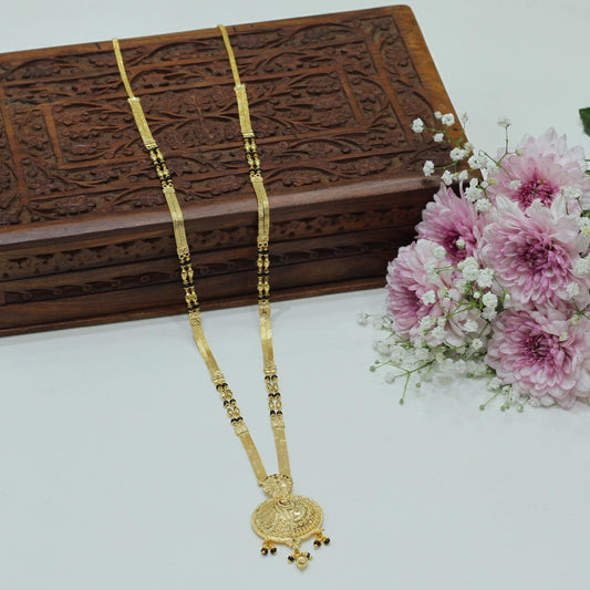 FORMING MANGALSUTRA